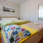 Apartment Leo Nona Novi Vinodolski